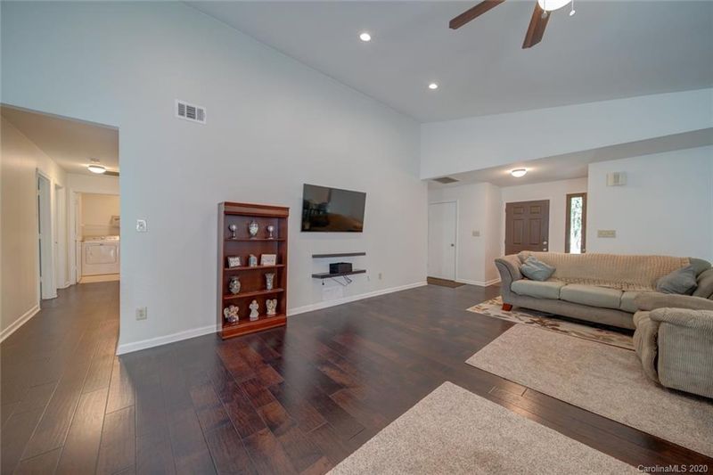 10206 Atchinson Dr, Mint Hill, NC 28227