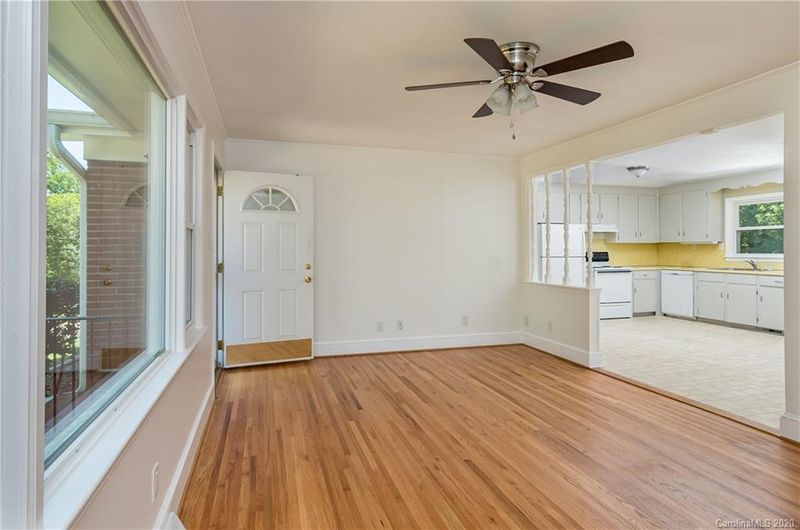 6022 Brookhaven Rd #4, Charlotte, NC 28210