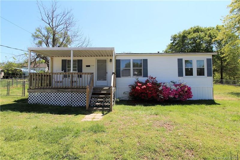 103 Franklin St, Clover, SC 29710