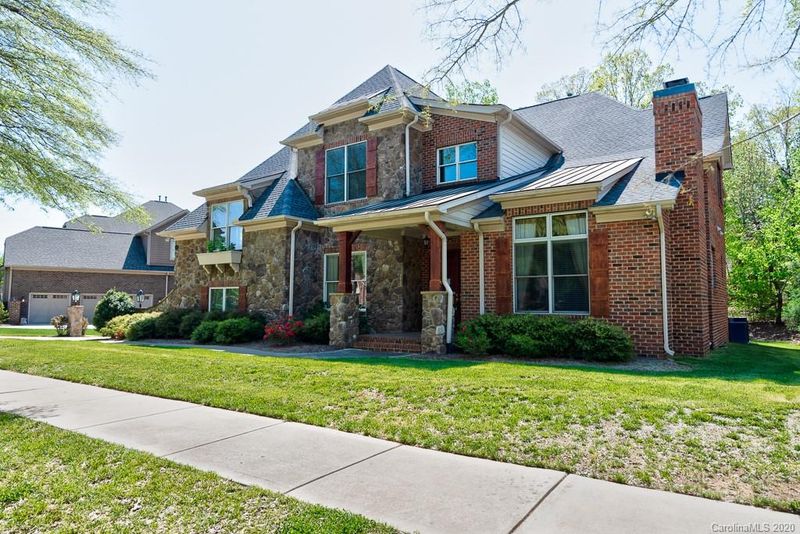 3402 Mcpherson St, Waxhaw, NC 28173