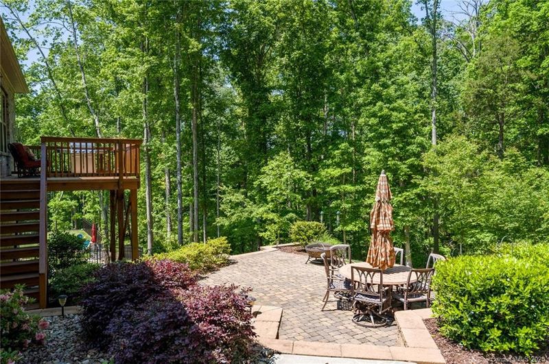 2313 Pine Valley Dr, Denver, NC 28037