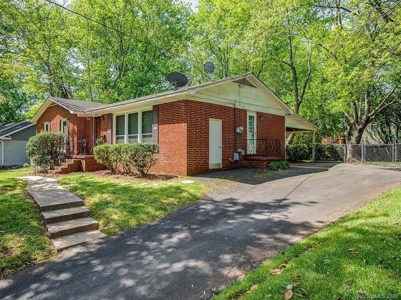 6976 Oakstone Pl, Charlotte, NC 28210