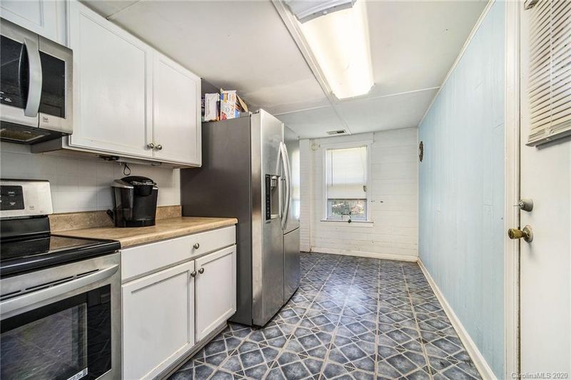 3809 Plainview Rd, Charlotte, NC 28208