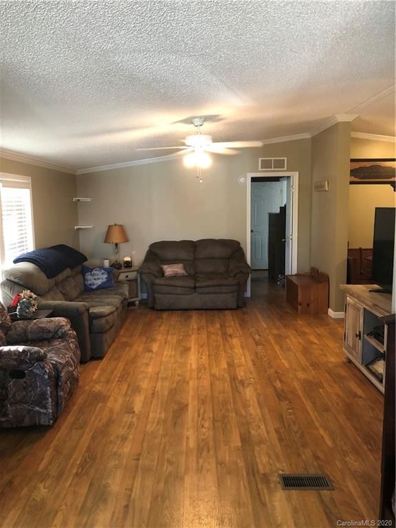 2491 Wellridge Rg, Chester, SC 29706