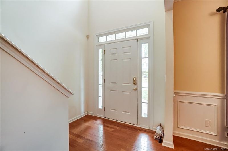 1812 Yaupon Rd, Charlotte, NC 28215