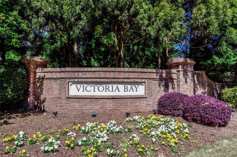 19029 Harbor Cove Ln, Cornelius, NC 28031
