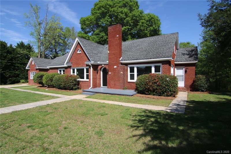 2204 New Hope Rd, Gastonia, NC 28054