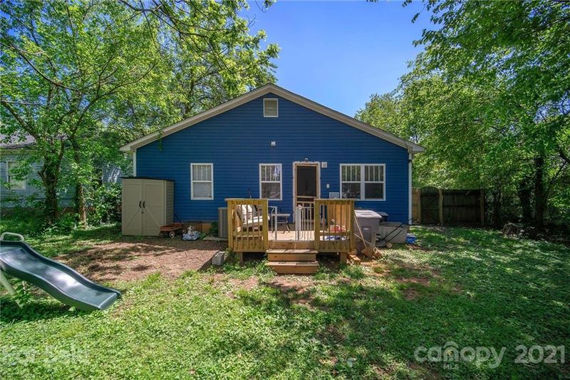 1205 Louise Ave, Charlotte, NC 28205