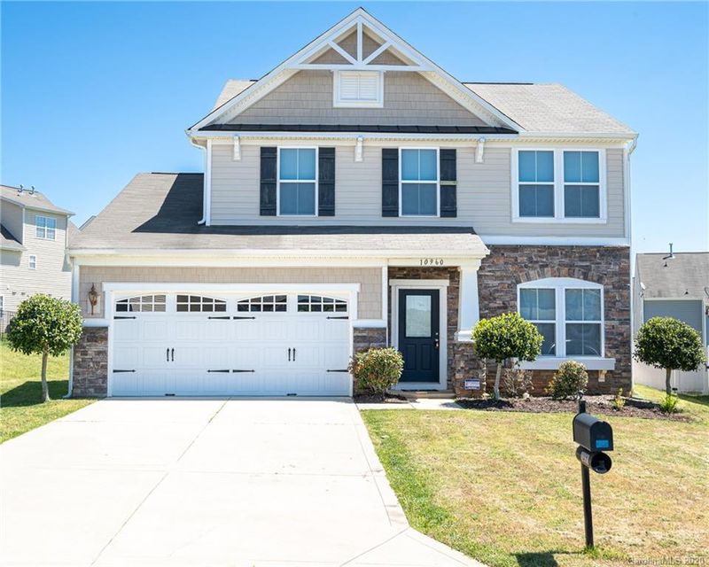 10960 Tailwater St, Davidson, NC 28036