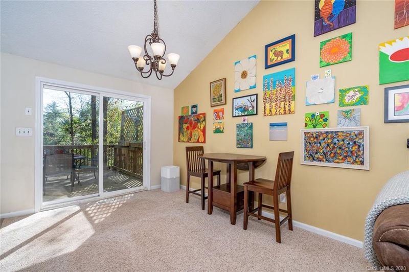 8449 Barncliff Rd, Charlotte, NC 28227