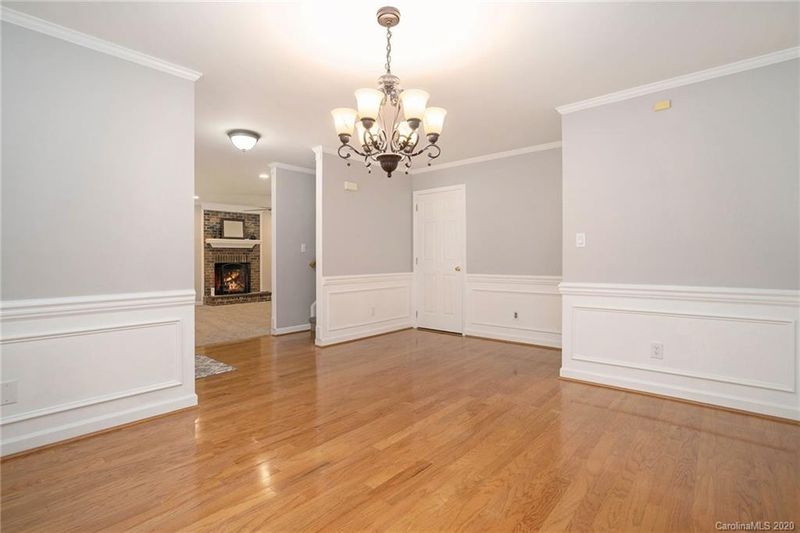 214 Timberlane Dr, Belmont, NC 28012