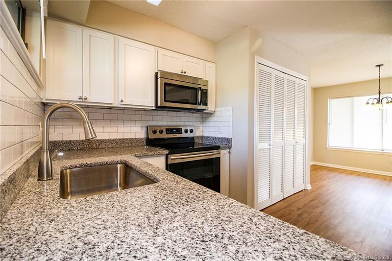 11405 Turn Stone Ct, Charlotte, NC 28226