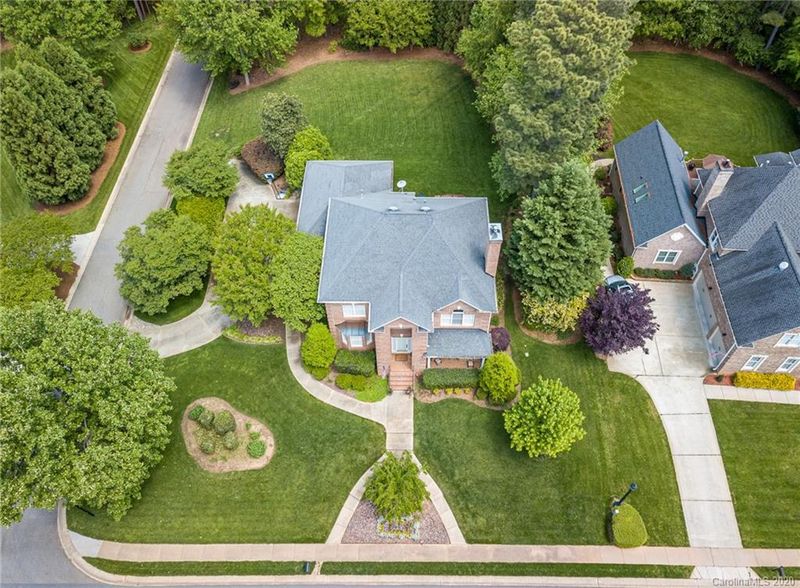 120 Shipyard Pointe Rd, Mooresville, NC 28117