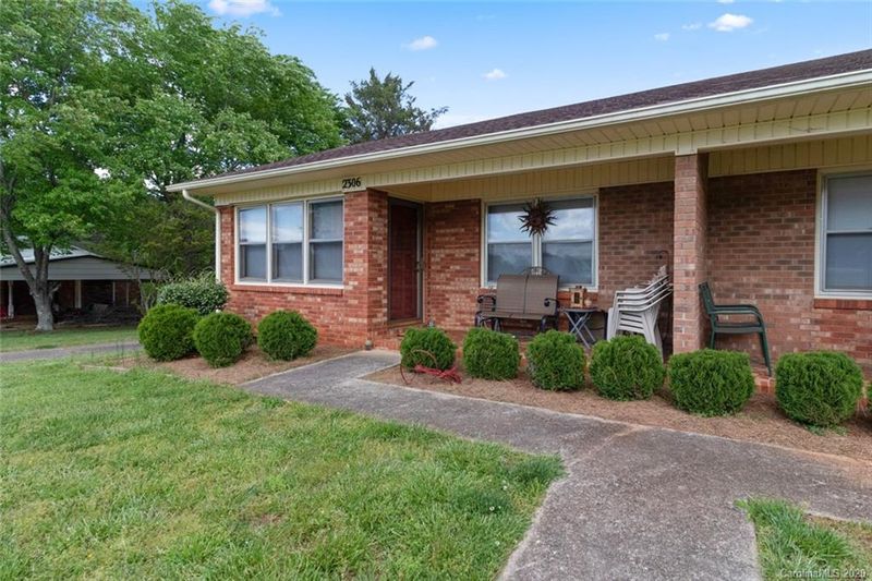 2304 Startown Rd, Lincolnton, NC 28092