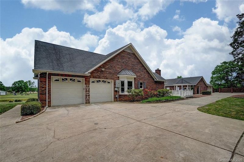 7821 Carriker Williams Rd, Monroe, NC 28110