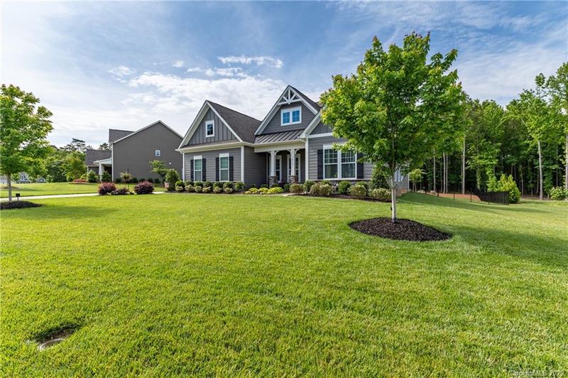 1412 Torrens Dr, Wesley Chapel, NC 28110