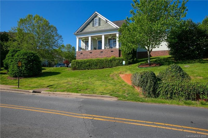 152 Wesleyan Dr, Mcadenville, NC 28101