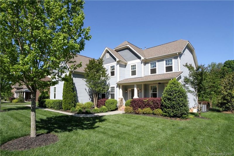 105 Topsail Ct, Weddington, NC 28104