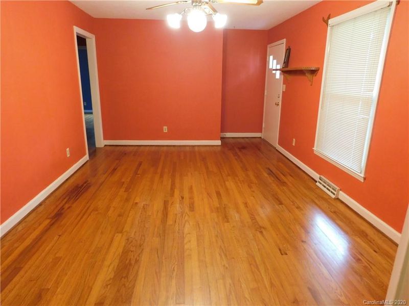 1411 Ontario Dr, Kannapolis, NC 28083