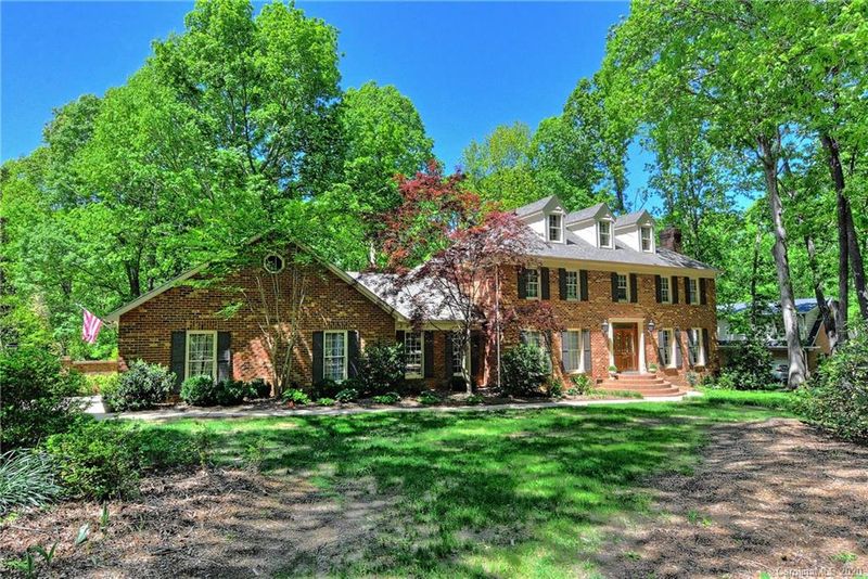 4608 Stoneybrook Ct, Matthews, NC 28104