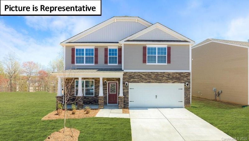 7416 Foxgate Cir, Charlotte, NC 28215