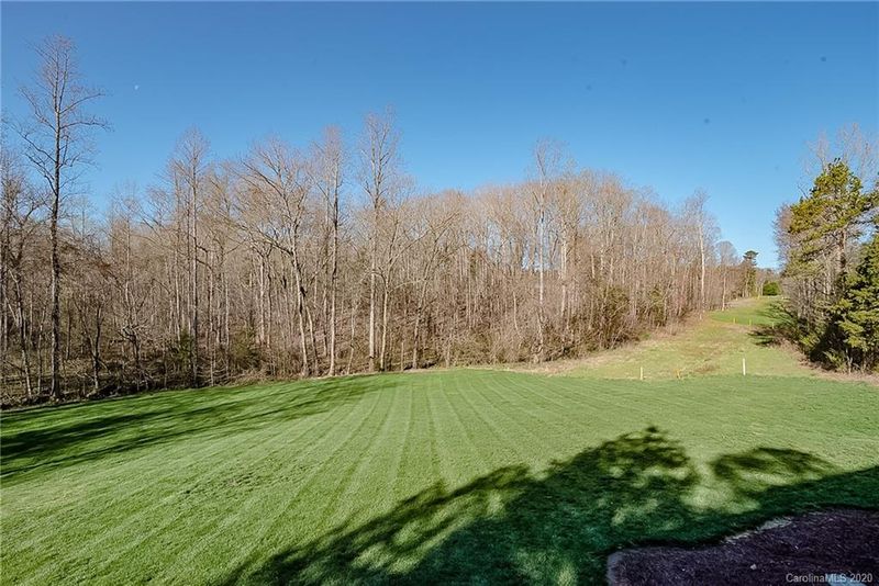 212 Logan Crossing Dr, Davidson, NC 28036