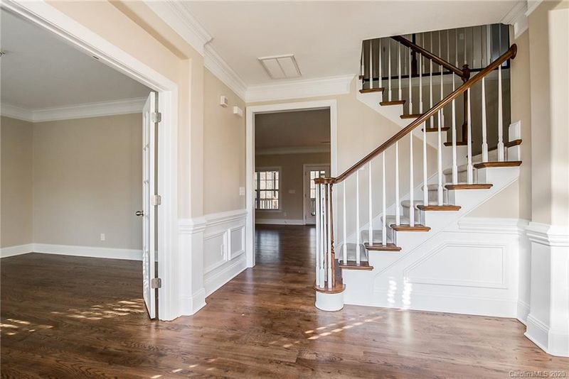 212 Logan Crossing Dr, Davidson, NC 28036
