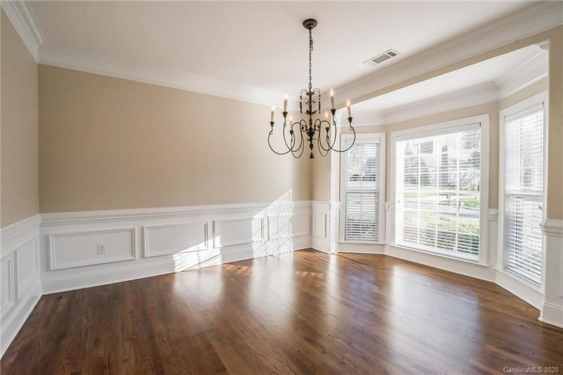 212 Logan Crossing Dr, Davidson, NC 28036