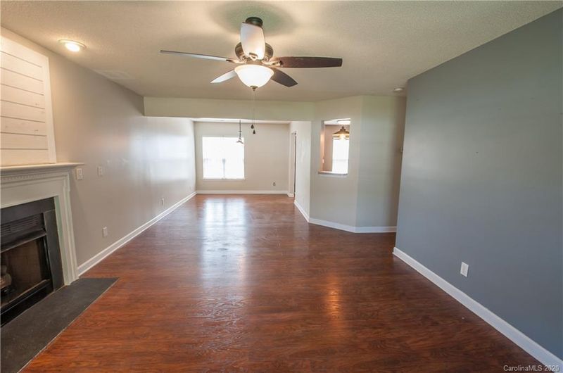 1131 Morningside Dr, Conover, NC 28613