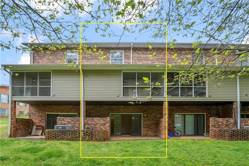822 6th St NW #6, Hickory, NC 28601
