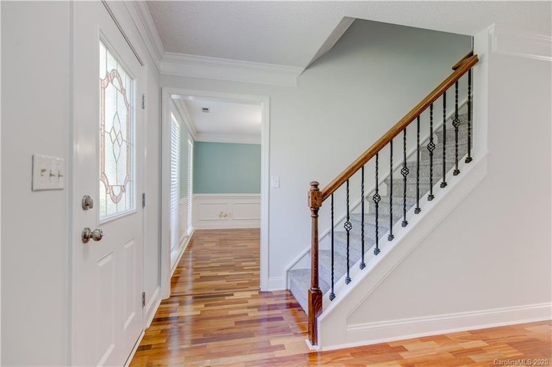 2101 David Earl Dr, Charlotte, NC 28213