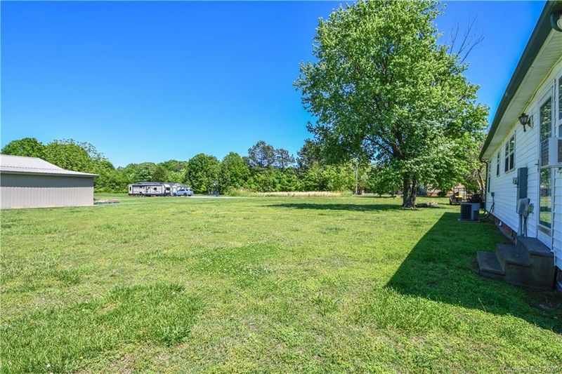 606 Pennigar Rd, Monroe, NC 28110