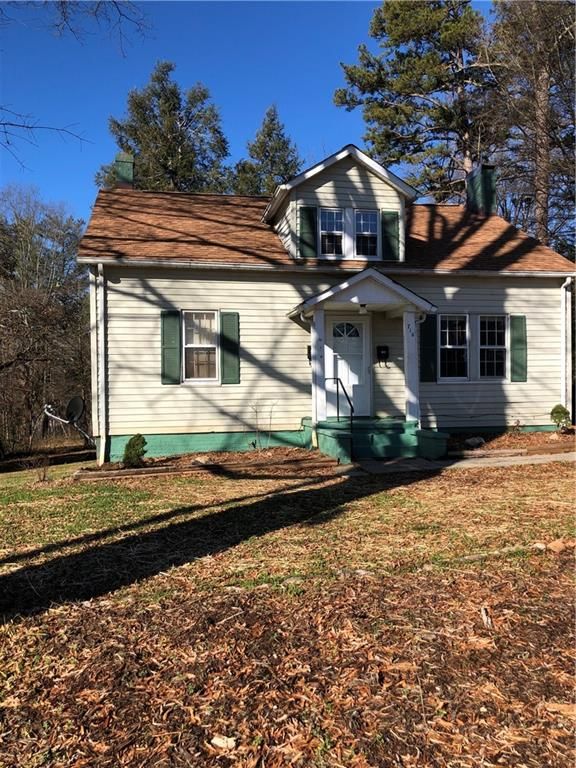 716 5th St SE, Hickory, NC 28602