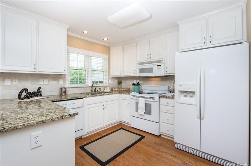 457 Brook Valley Ct NE, Concord, NC 28025