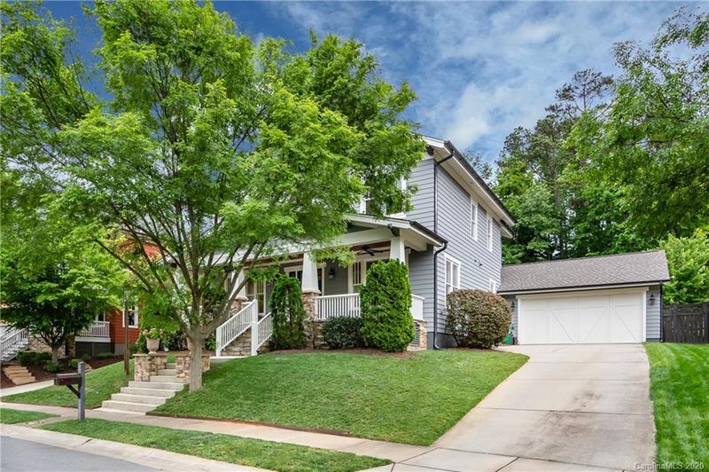222 Wendover Hill Ct, Charlotte, NC 28211