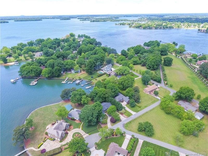 18200 Pompano Pl, Cornelius, NC 28031