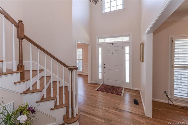 19722 Charles Towne Ln, Cornelius, NC 28031