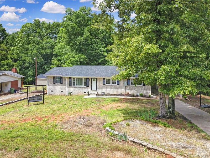 974 Hilldale Dr, Lancaster, SC 29720