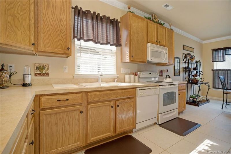 2221 Shumard Cir, Indian Trail, NC 28079