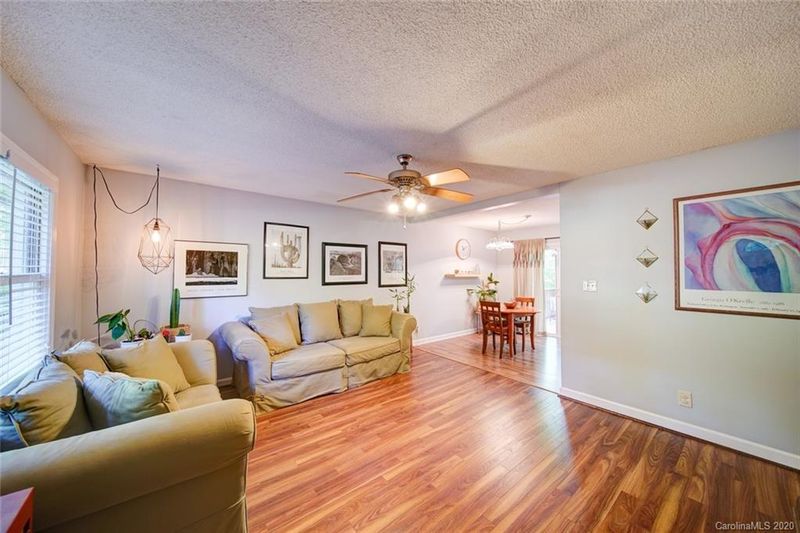 8635 Lochinvar Dr, Charlotte, NC 28227