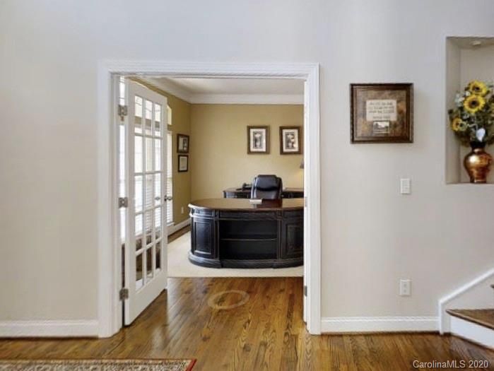 228 Silvercliff Dr, Mount Holly, NC 28120