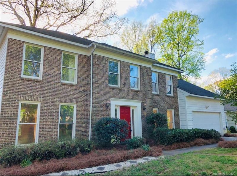 10521 Fairway Ridge Rd, Charlotte, NC 28277