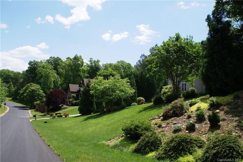 162 Winding Forest Dr, Troutman, NC 28166
