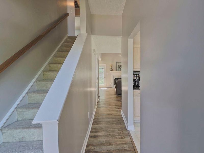 1942 8th St, Hickory, NC 28602