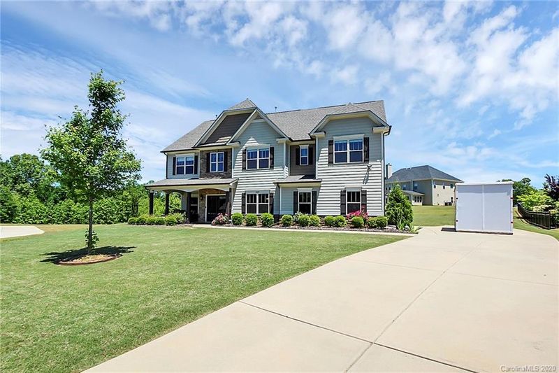 1401 Laurel Hill Dr, Waxhaw, NC 28173