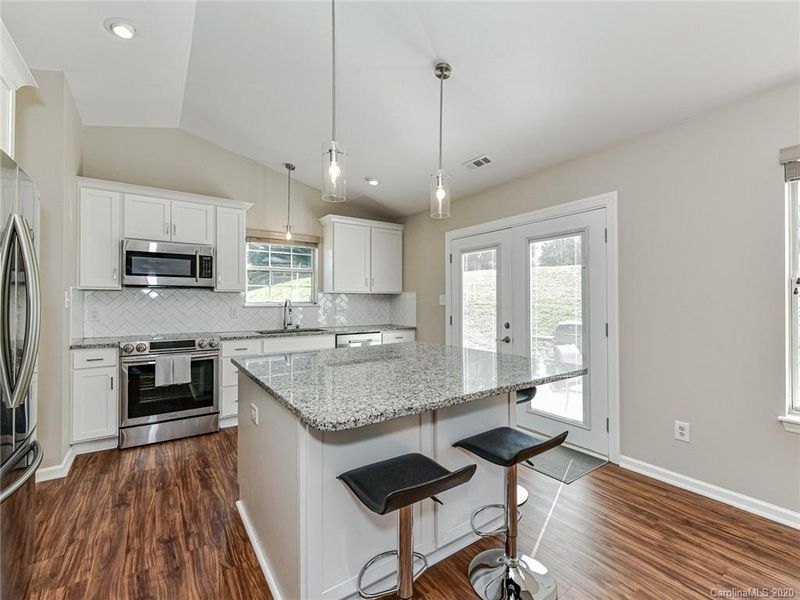6411 Old South Ct, Charlotte, NC 28277