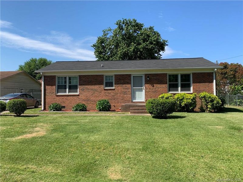 213 Prince Ln, Lancaster, SC 29720