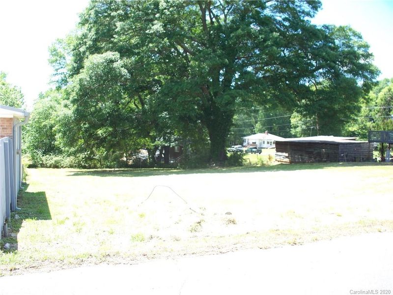 506 Monroe St, Lincolnton, NC 28092