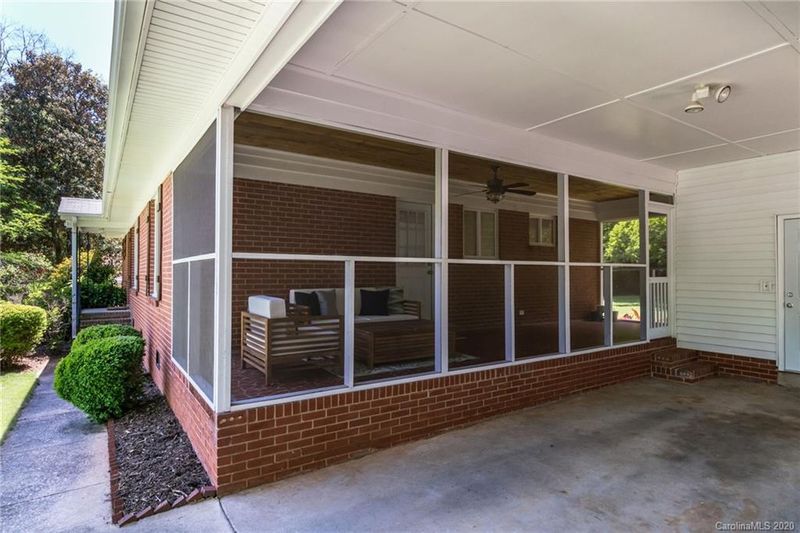 6403 Teague Ln, Charlotte, NC 28215