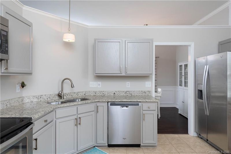 481 Stonehenge Dr, Rock Hill, SC 29730